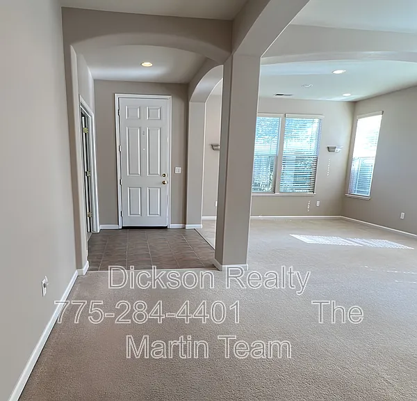 6242 Ten Mile Ct — Photo 2