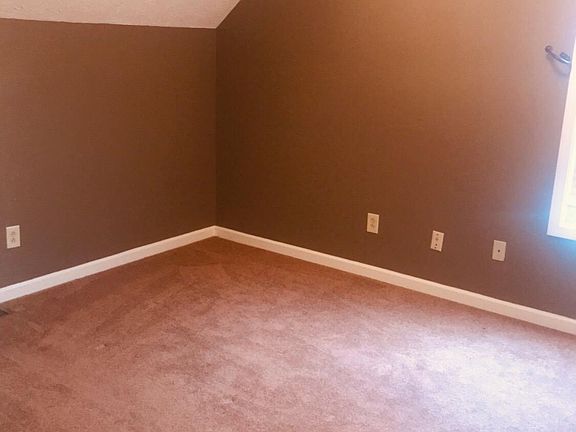 2nd image of 3376 Emerson Woods