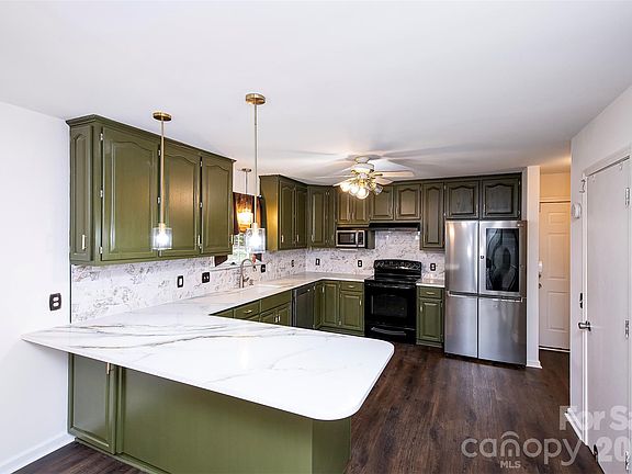 4th image of 8327 Loma Linda Ln