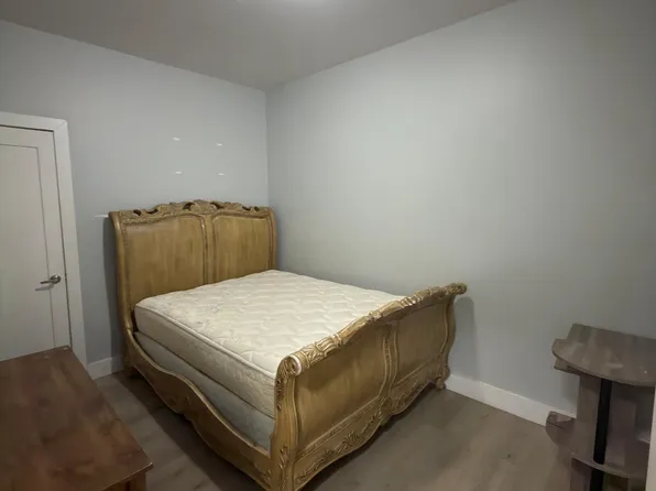 318 W Runyon St, Newark, NJ