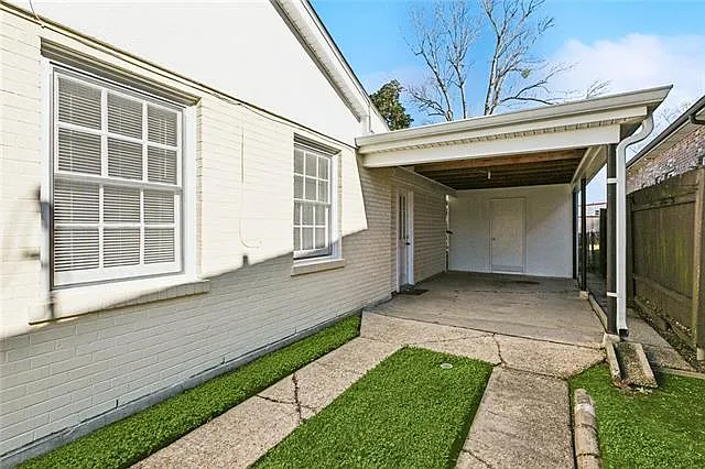 129 Stewart Ave — Photo 17