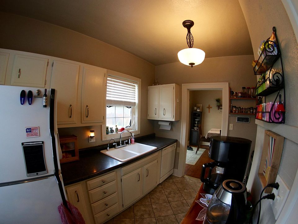 1341 Kansas Ave SE, Huron, SD 57350 MLS 23169 Zillow