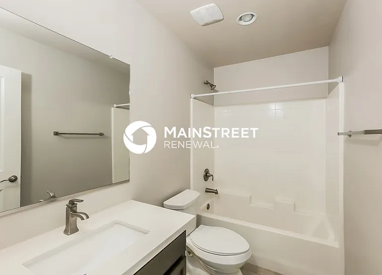 2000 N 36th St #26 — Photo 11