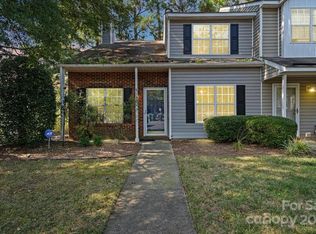 9120 Charminster Ct, Charlotte, NC 28269