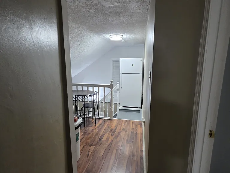 12 Halton St #3 — Photo 5