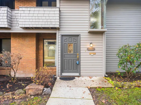 1009 E Strawberry Ln, Boise, ID 83712