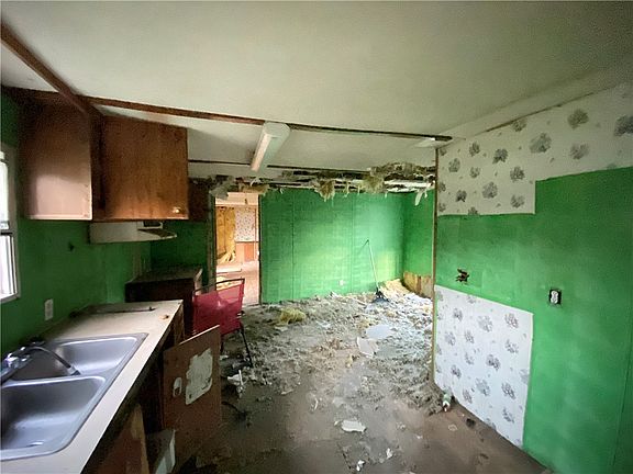 5th image of 3644 Moark Dr #3