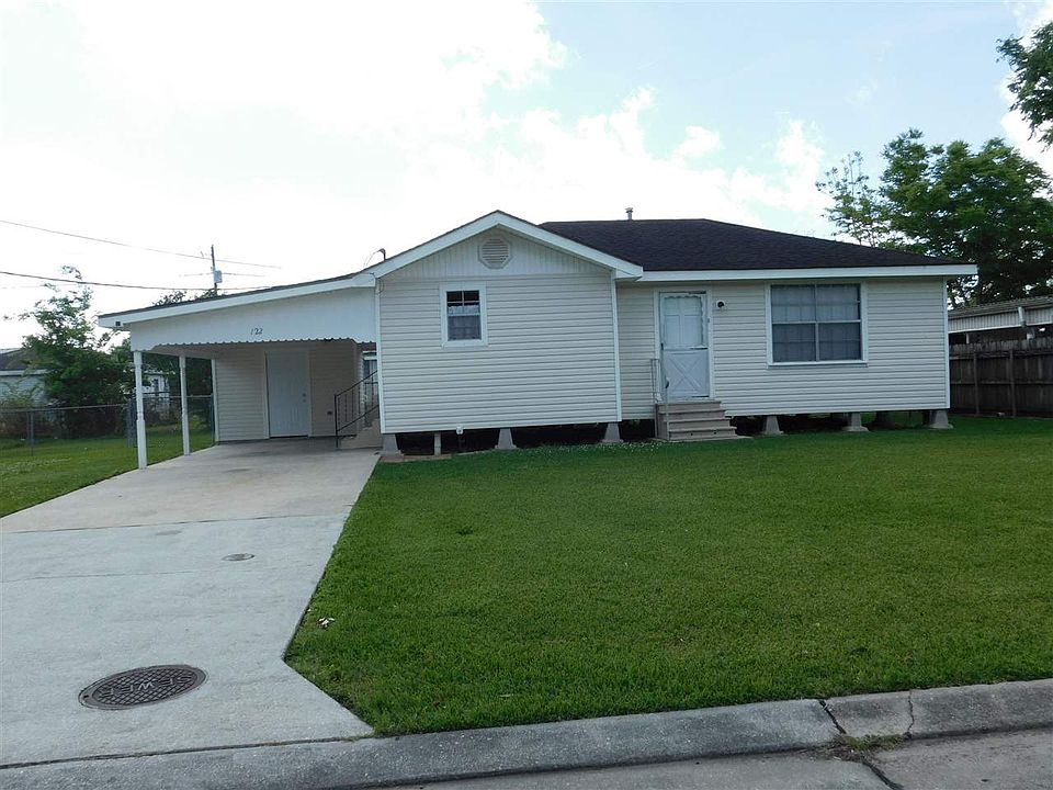 1st image of 122 Mary Ann Ave