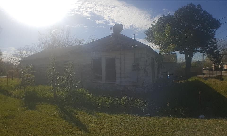 1st image of 334 N Carolina St