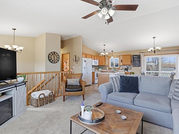 4th image of 4517 Three Rivers Dr