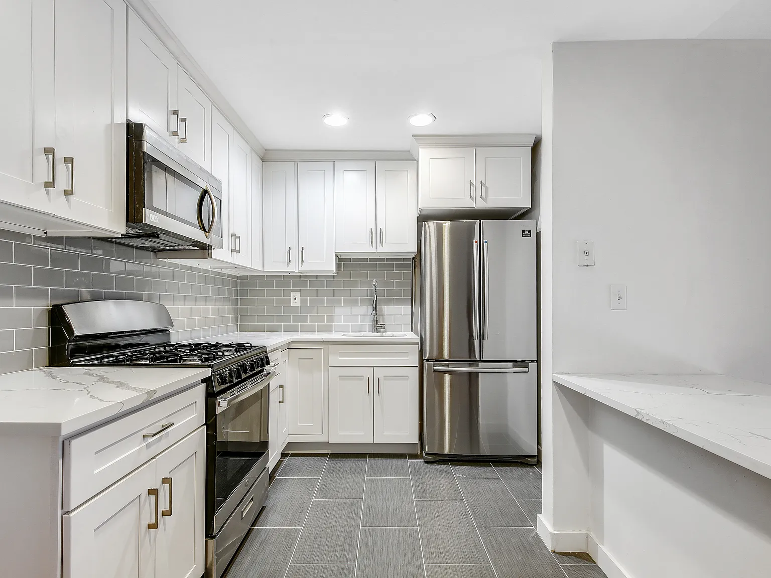 171 Vose Avenue — Photo 1