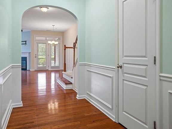 3rd image of 9135 Wooden Rd