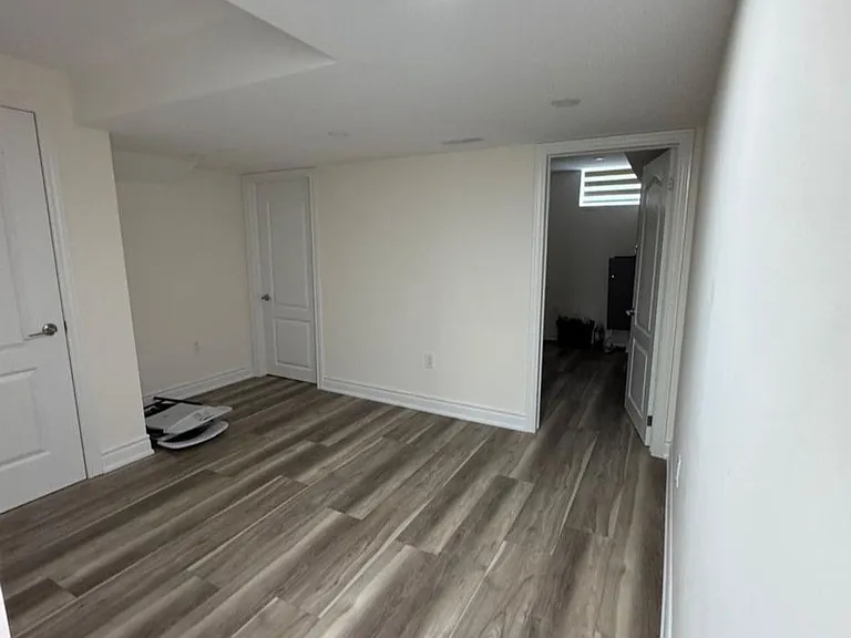 44 Liam Ln #BASEMENT — Photo 4