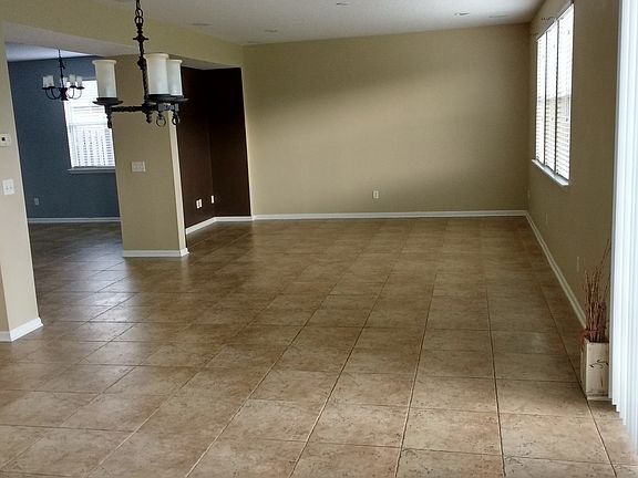 3rd image of 3075 Bent Bow Ln