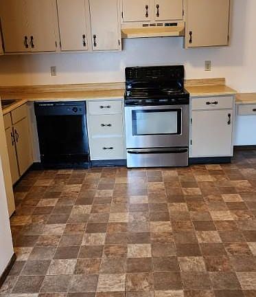 2nd image of 4929 Hampshire Close APT 3