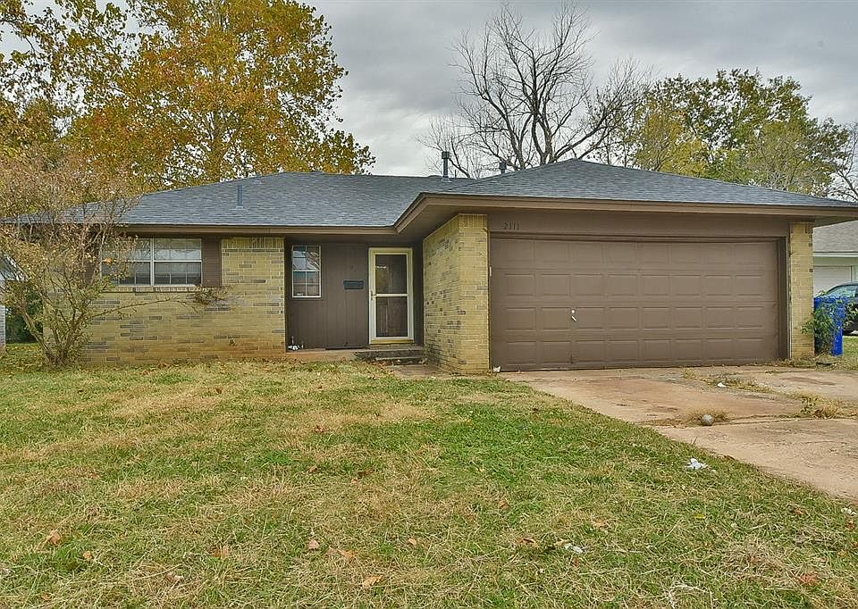 1st image of 2111 Elmhurst Dr