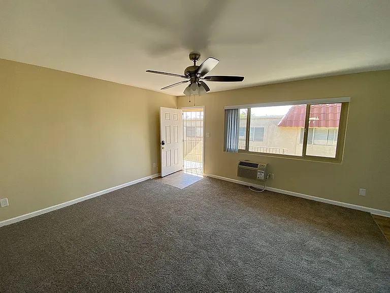 Mesa Villa Kansas — Photo 9