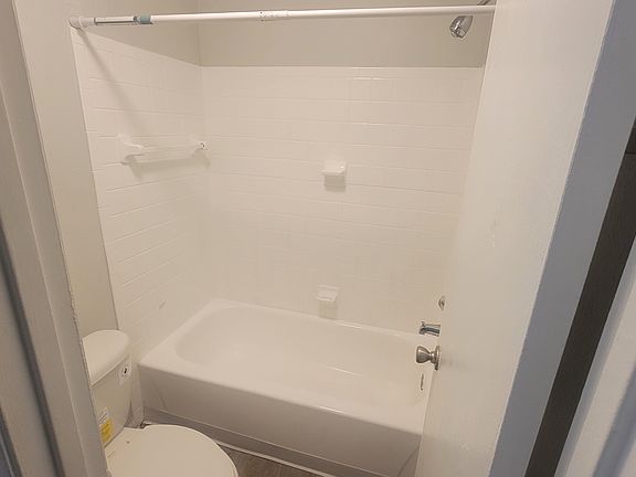 5th image of 4994 Eastwinds Dr