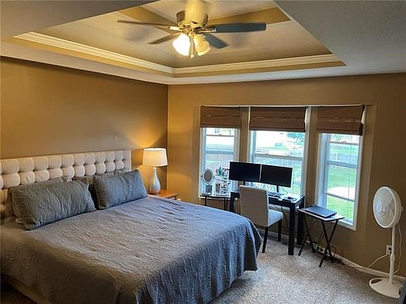 4th image of 705 SW Tisha Ln