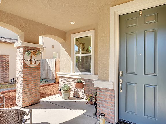 5th image of 3728 E Kaweah Avenue