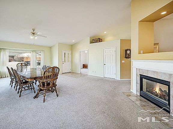 5th image of 1484 Kinglet Dr