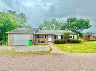 13944 New Offenburg Rd, Ste Genevieve, MO 63670