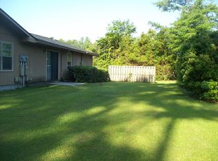 726 N 35th St #A, Morehead City, NC 28557