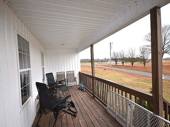 4th image of 115 County Road 618