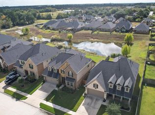 123 Covington Ct, Tomball, TX 77375