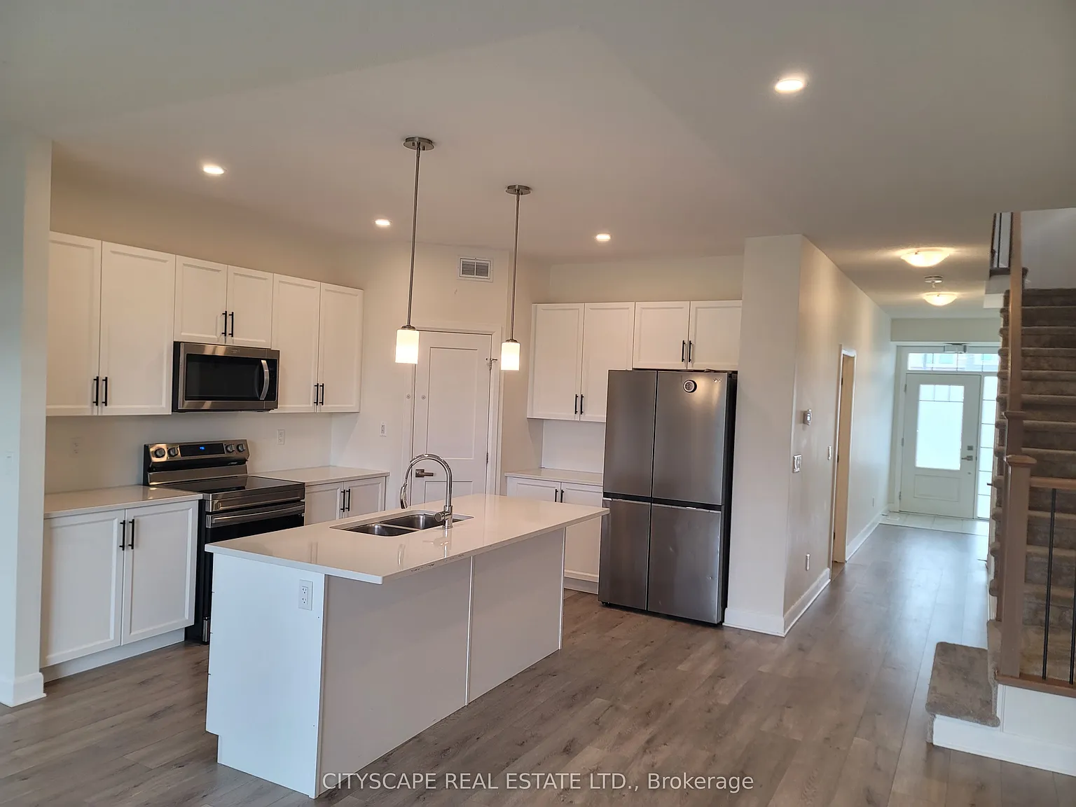 3 bed, $2,750 — Photo 3