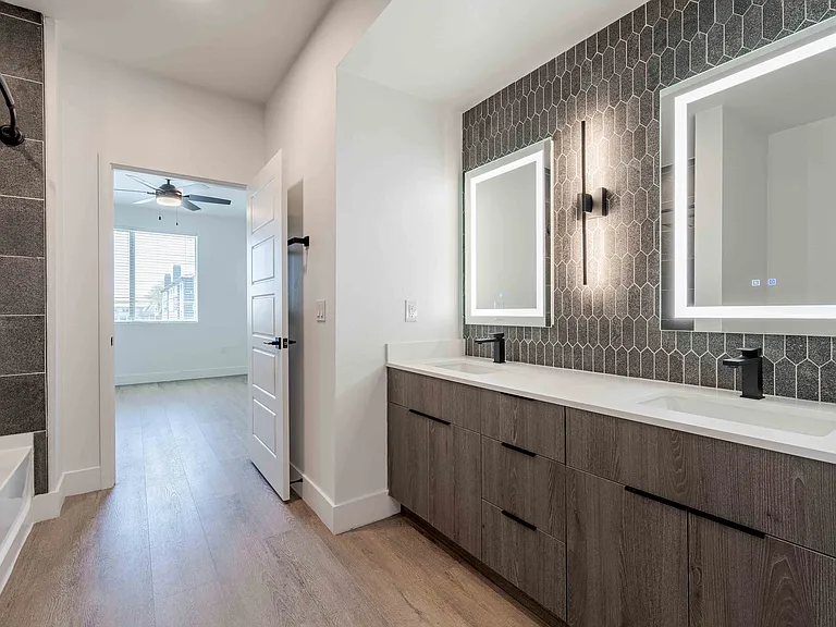 Slate, Scottsdale, AZ, Deluxe Renovations