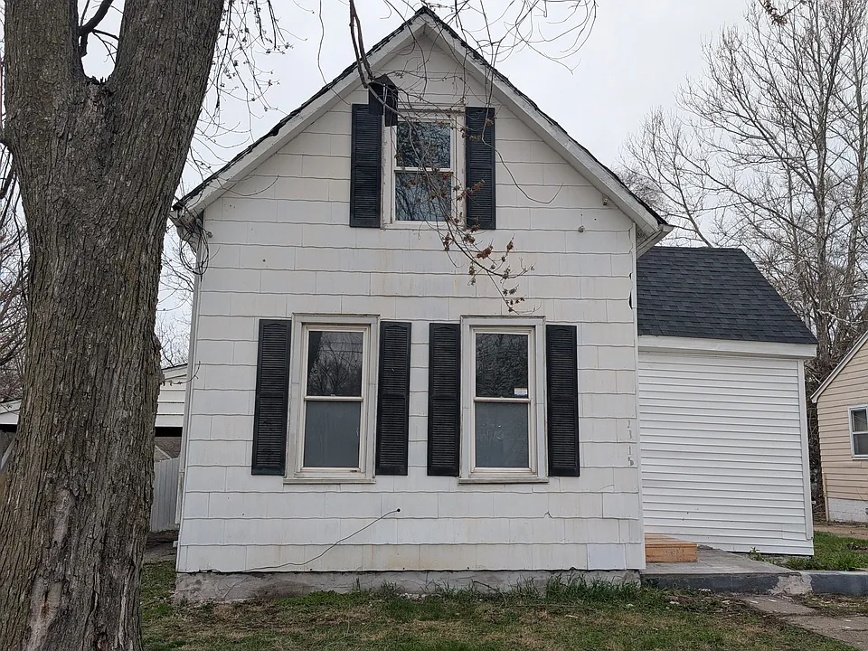 2315 W Ann St