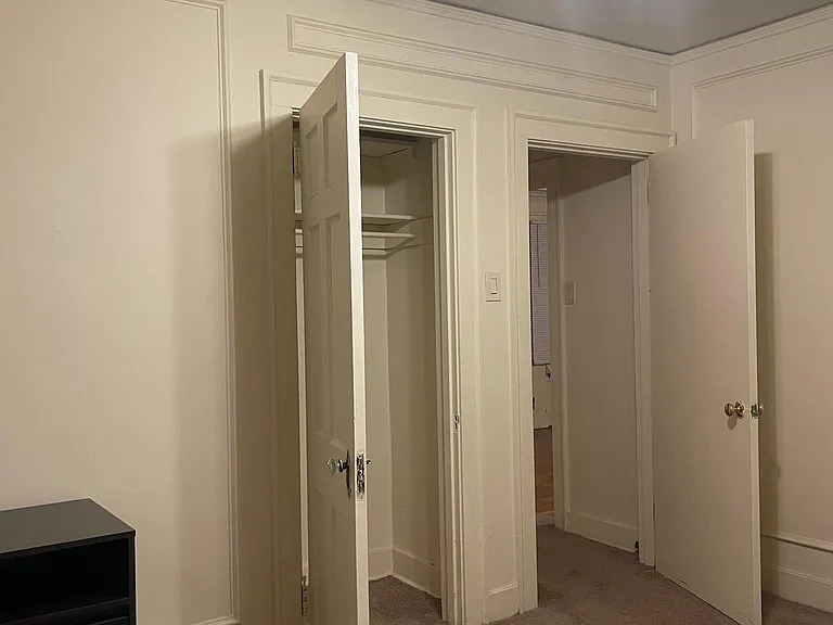 5914 Walnut St #302 — Photo 12