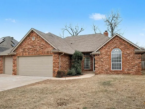 1921 E Cottonwood Ter, Mustang, OK 73064