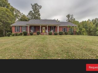 2943 Robert Skelley Rd, Columbia, TN 38401