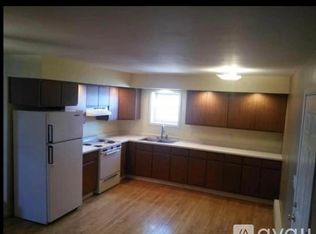 4130 Clover Rd APT A, Manitowoc, WI 54220