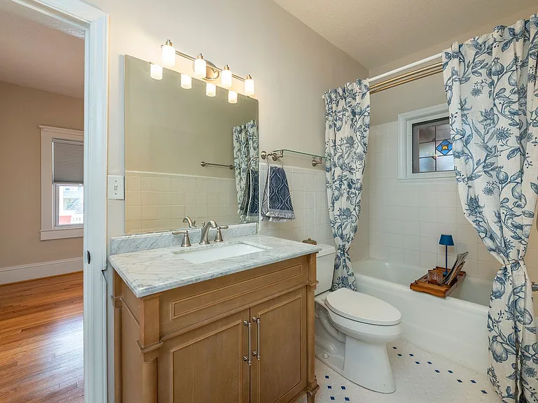 829 Montreat Rd — Photo 22
