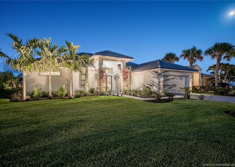 1st image of 3201 SE Braemar Way