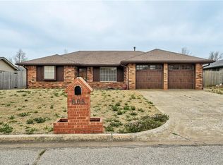 605 SW 24th St, El Reno, OK 73036