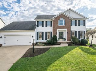 2732 Shillingford Cir NW, North Canton, OH 44720