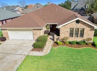 3901 Lake Arrowhead Dr, Harvey, LA 70058