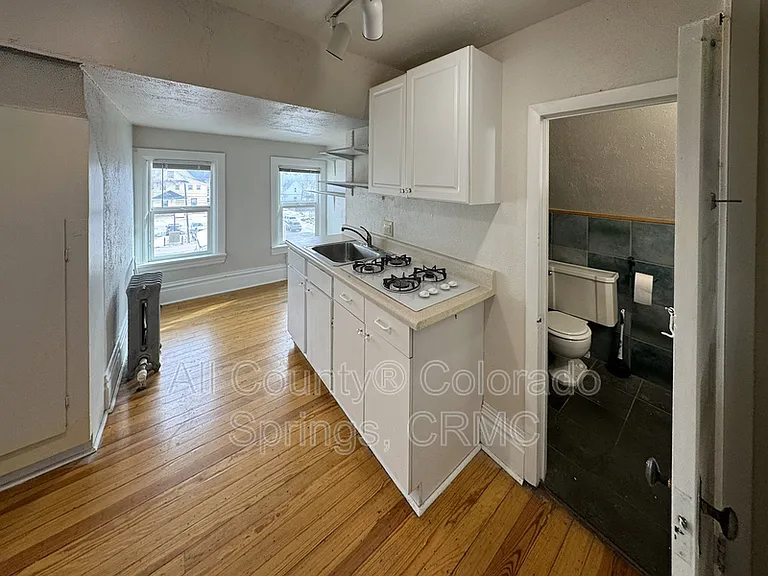 815 N Nevada Ave #301 — Photo 6