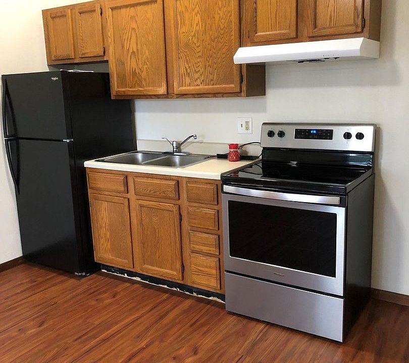 1st image of 4417 Eastridge Dr APT 10