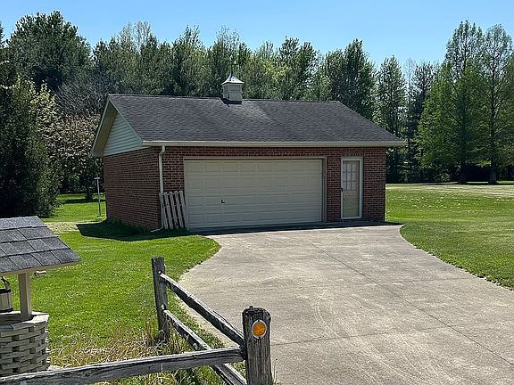 2nd image of 10273 E County Road 340 N