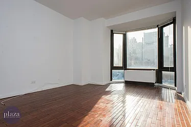 Rented by Plaza Real Estate Group