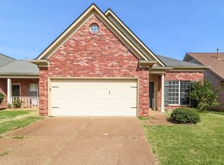 10088 Cross Valley Dr, Cordova, TN 38018