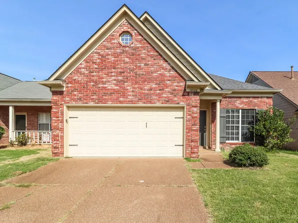 10088 Cross Valley Dr, Cordova, TN 38018