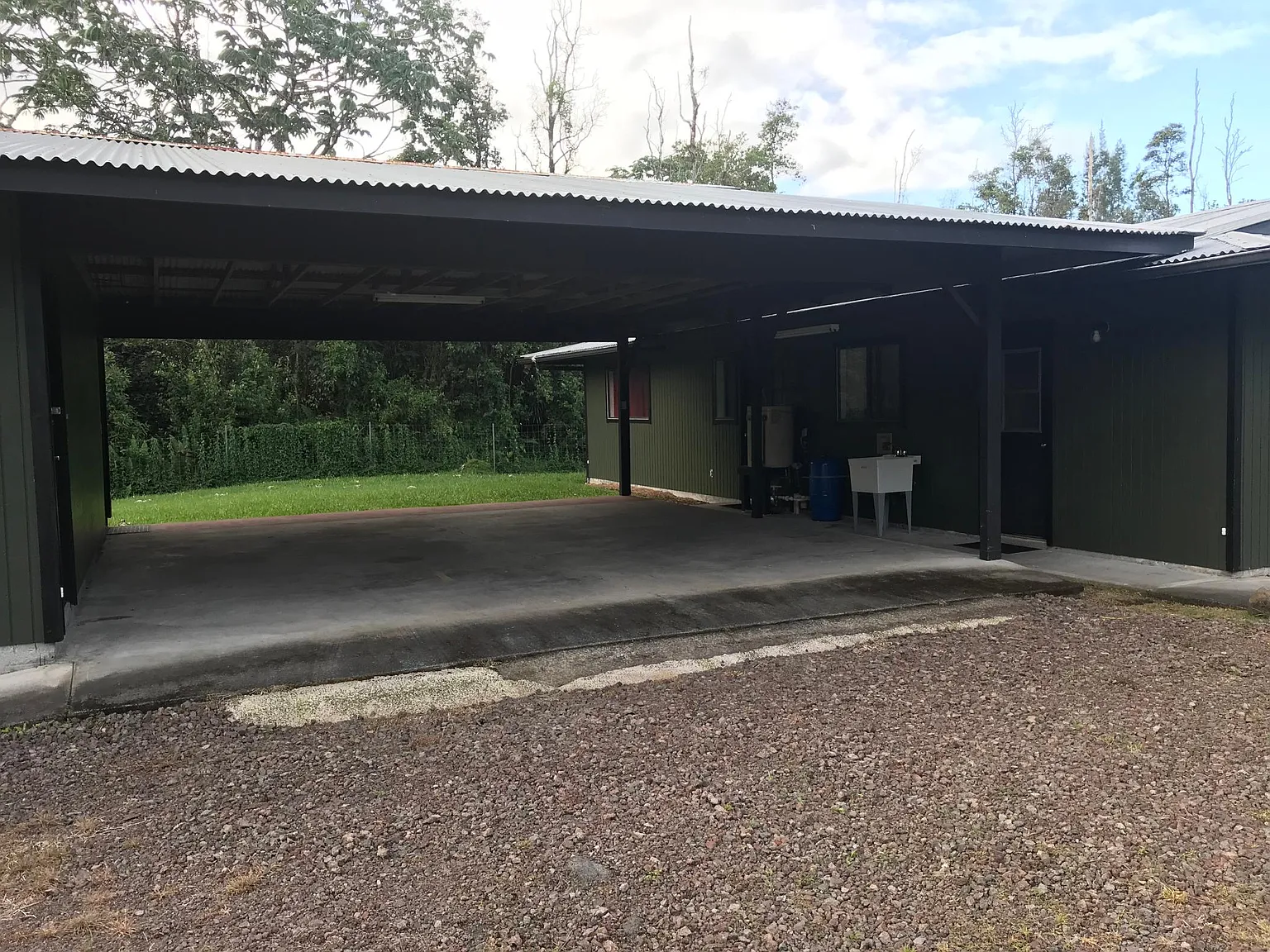 3 bed, 1056 sqft, $2,200 — Photo 4
