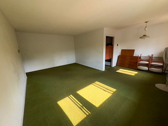3rd image of 72 Barrett St Unit 315