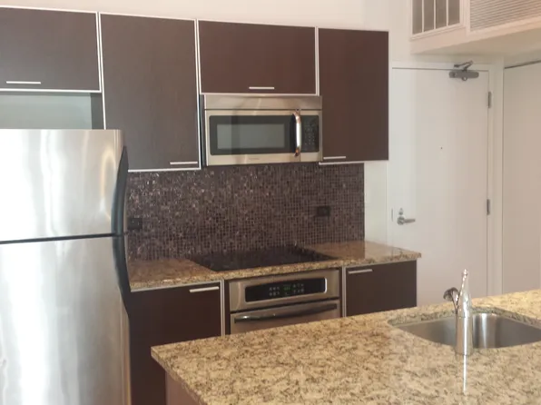 660 W Wayman St, Chicago, IL